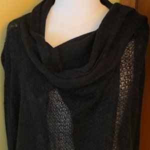 FireTrap Black Wrap-around Shawl